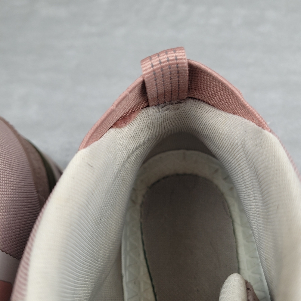 ON Cloud Cloudtrax Hiking Boots Shoes Rose Ivory Women’s Size 9.5 - Picture 13 of 14